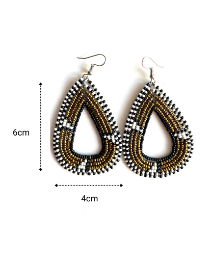 Brincos Maasai - Gota - Ouro - Preto
