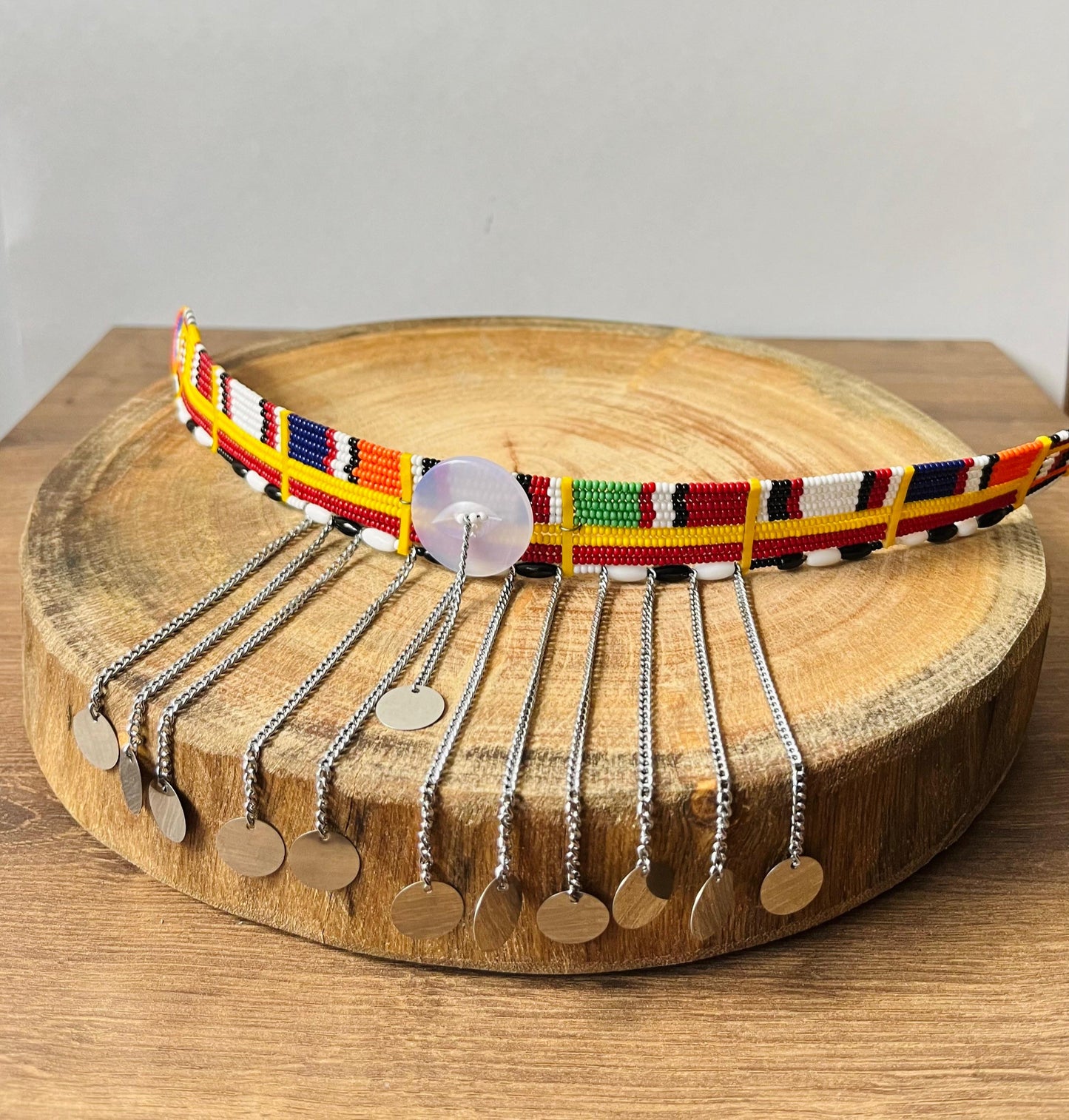 Gargantilha Tradicional Maasai - Miçãnga Branca no Meio